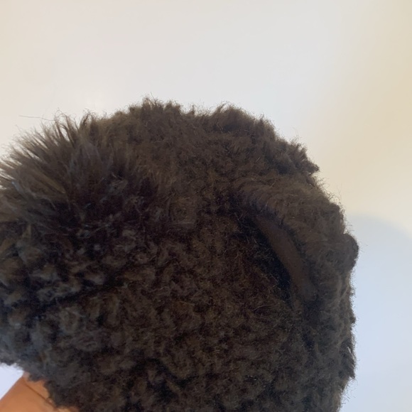 American Eagle Outfitters Brown Fleece Fuzzy Brown Bear Trapper Hat Women’s Kids - Picture 2 of 6